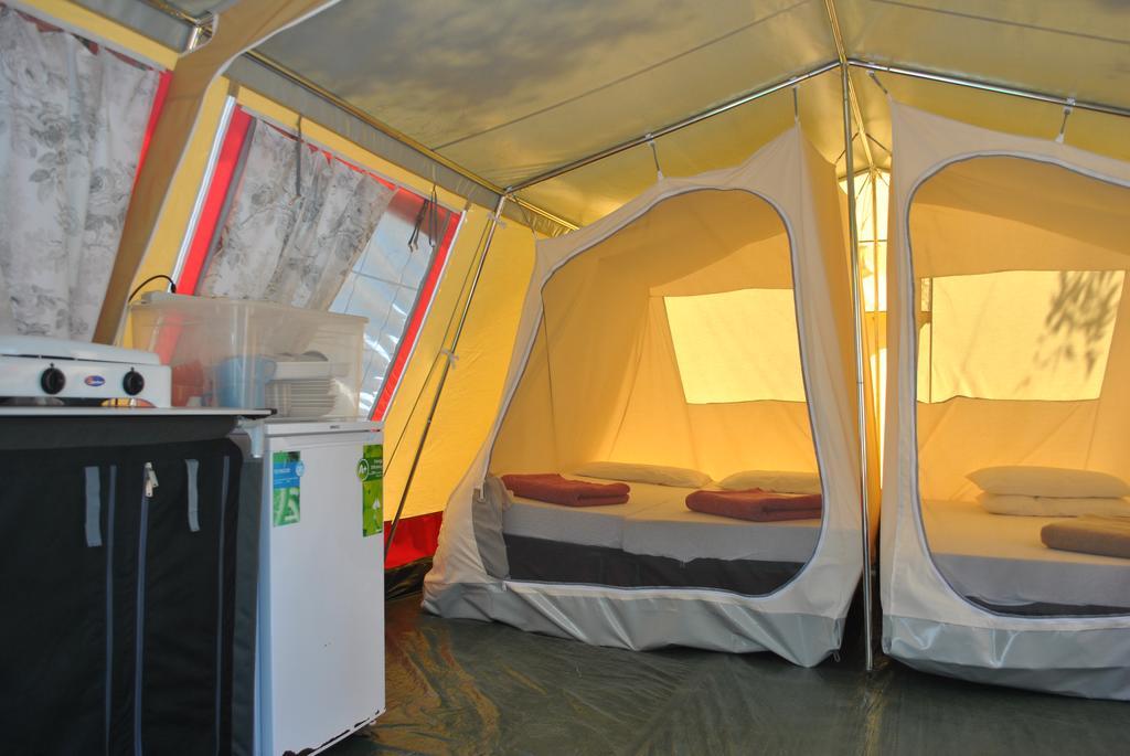 Camping Village Canapai 리오마리나 외부 사진
