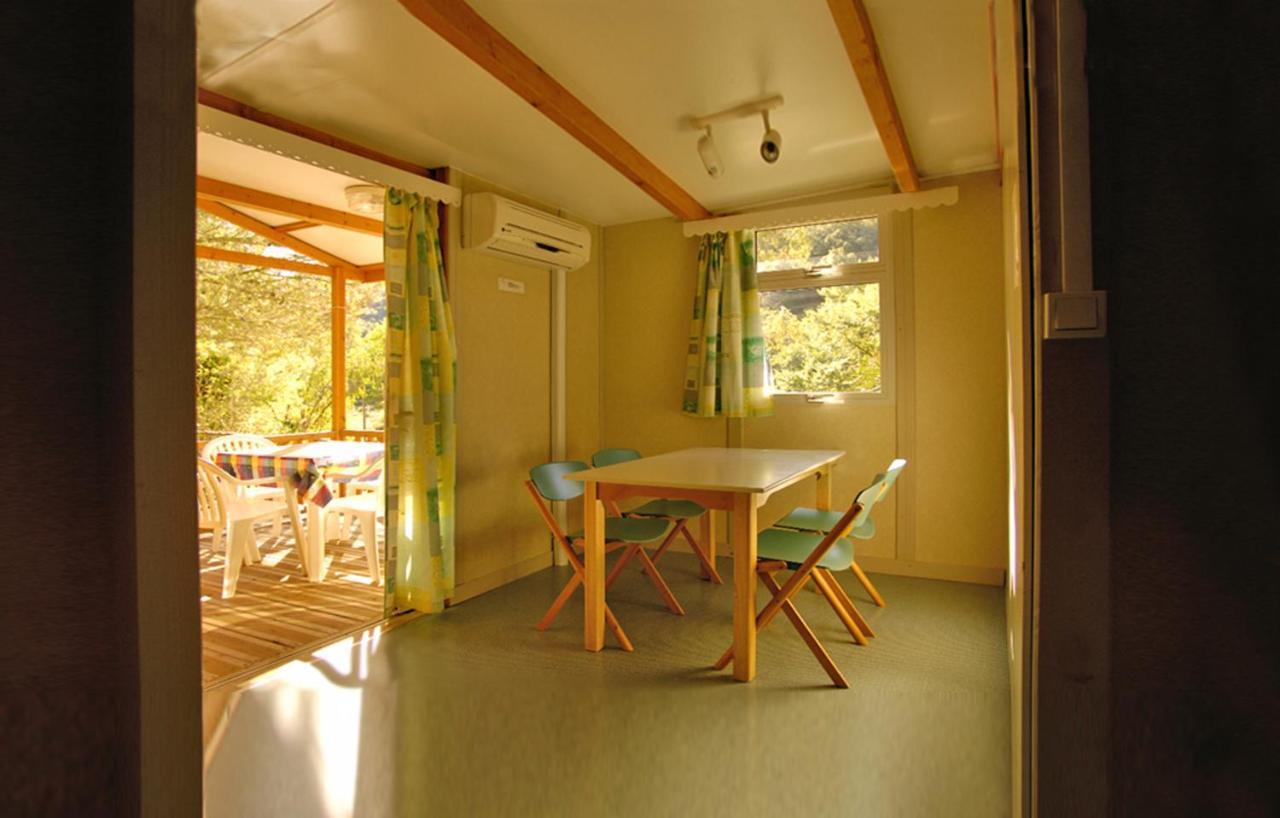 Camping Village Canapai 리오마리나 객실 사진
